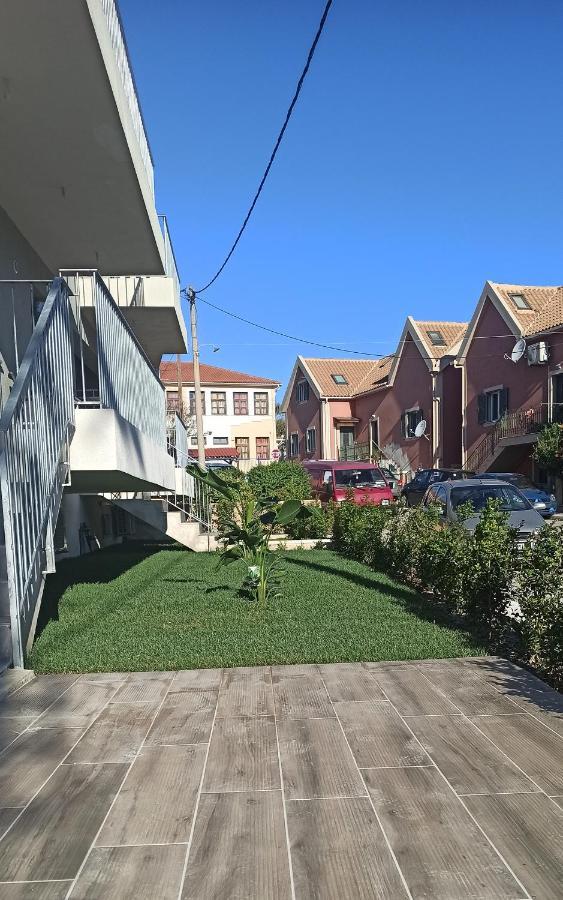 Harmony Superior Suite Apartment أرغوستولي المظهر الخارجي الصورة